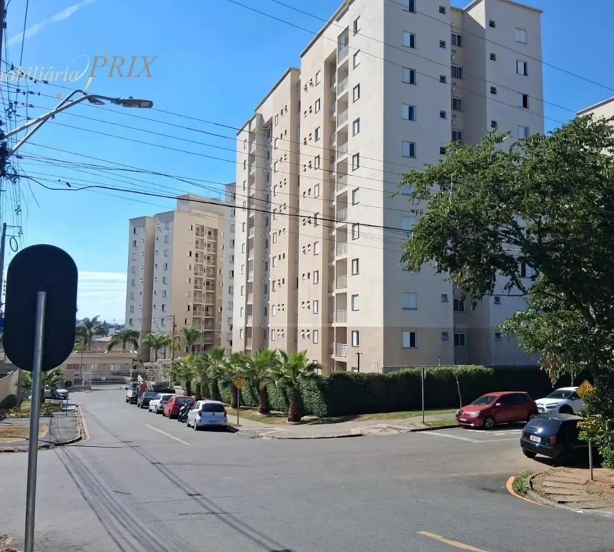 3-bedroom apartment with a glass-enclosed balcony — photo 11