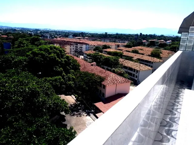 2-bedroom apartment with a mountain view — photo 10