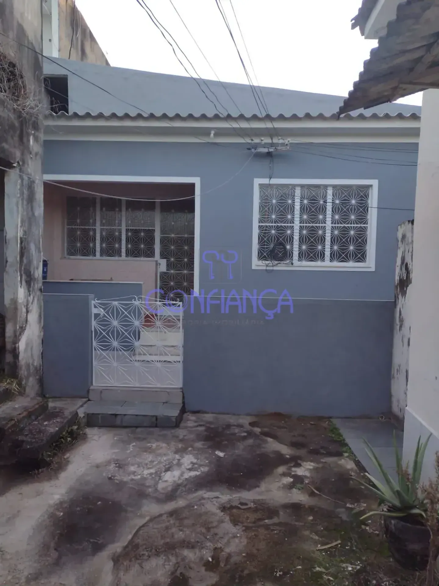 House with 2 bedrooms and 1 bathroom no parking — photo 14