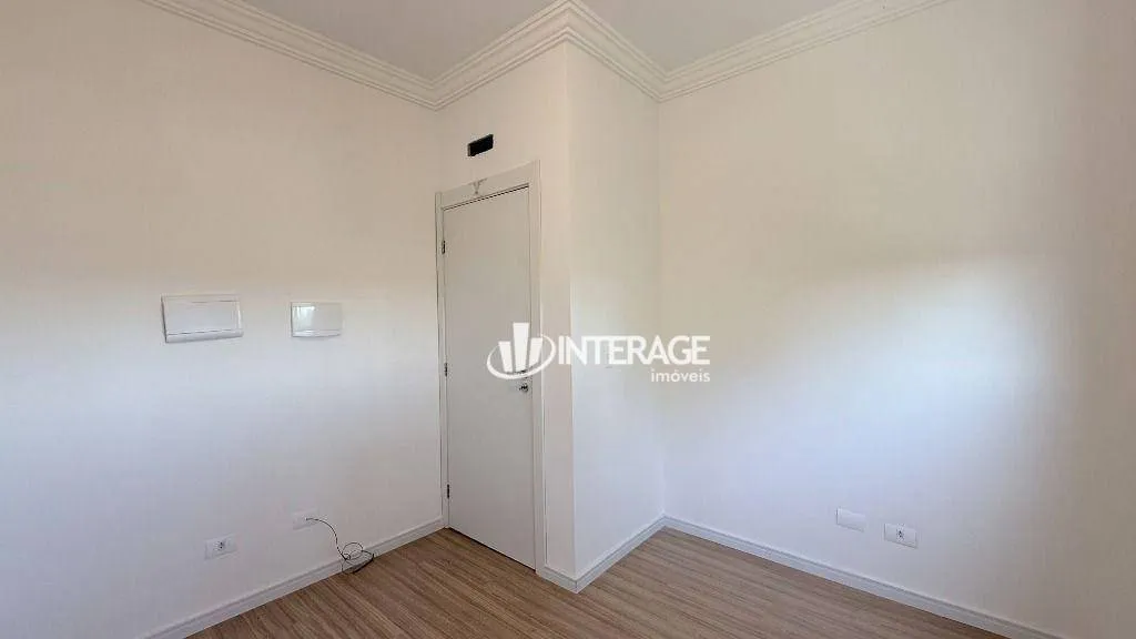 House with 3 bedrooms and 175 m², no parking — photo 14