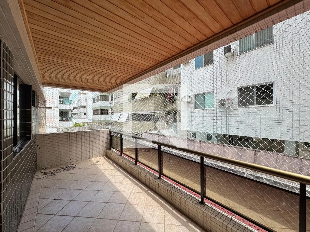 Apartment, 92 m², with a glass-enclosed balcony — photo 10