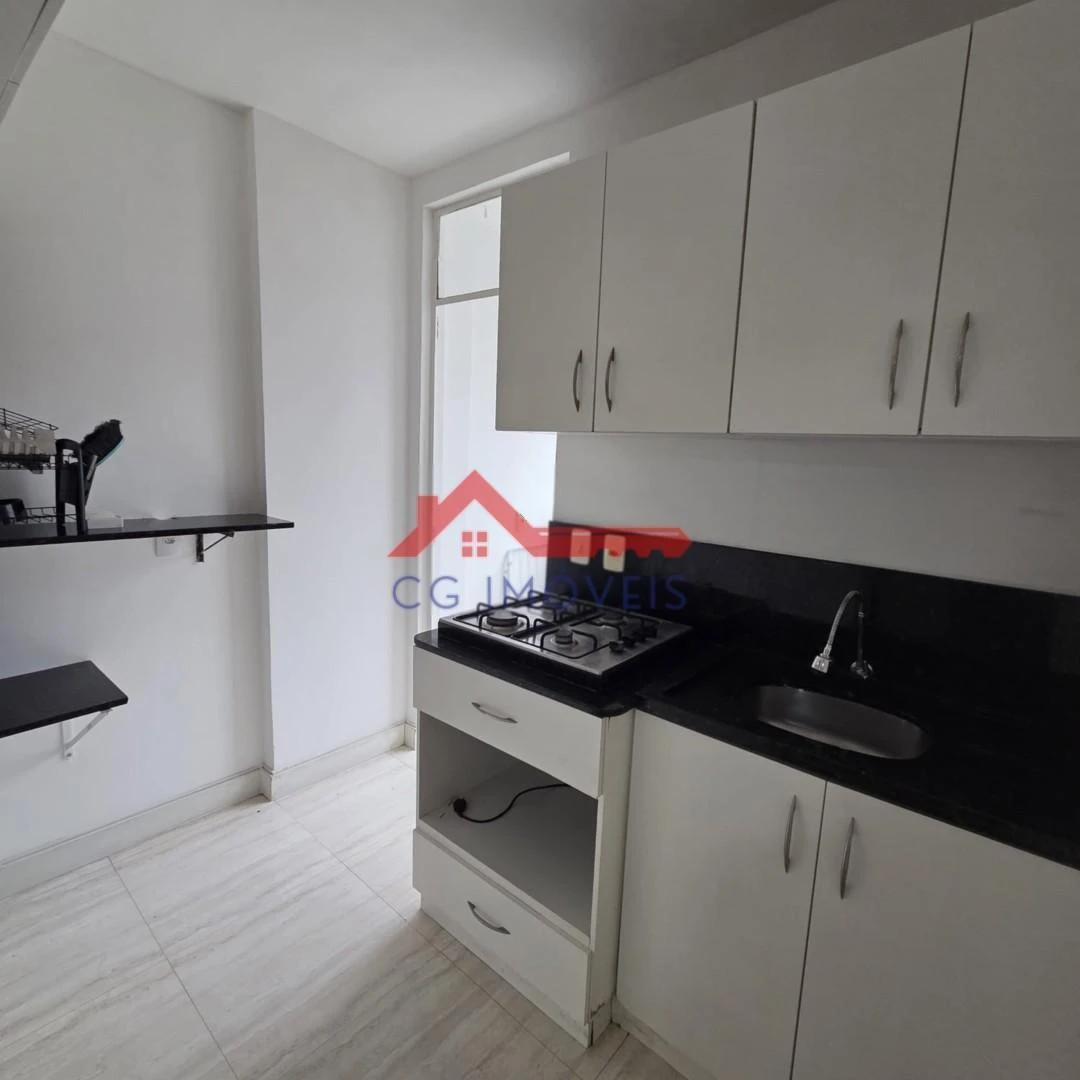 Apartamento de 2 quartos com cozinha aberta e fogão a gás — photo 4
