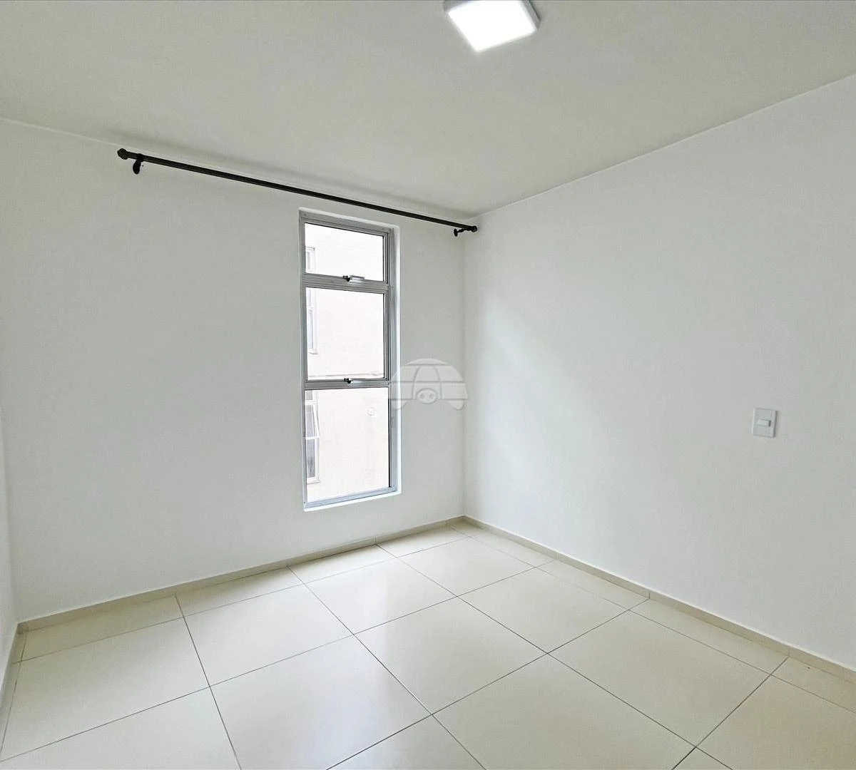 3-bedroom, 48 m² apartment in Curitiba — photo 4