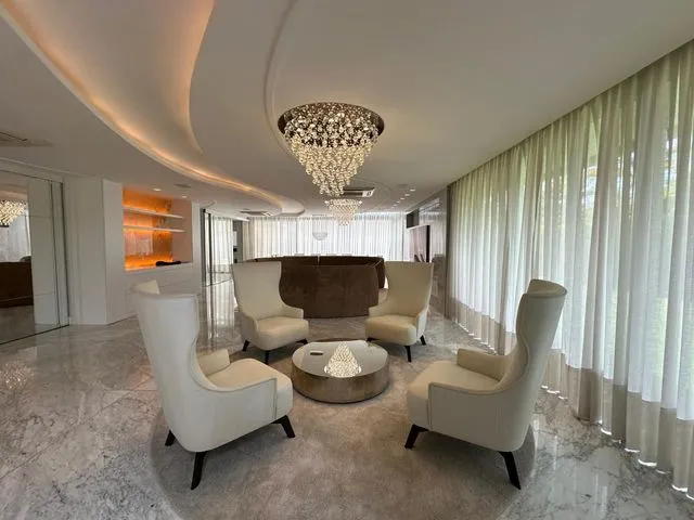 Condominium house with 5 bedrooms and open-plan kitchen
