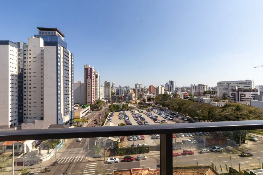 Apartamento mobiliado de 1 quarto com área de trabalho — photo 16
