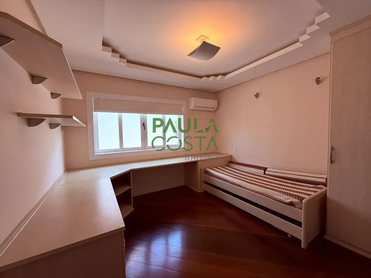 Casa mobiliada com 5 quartos e 5 vagas, 984 m² — photo 36