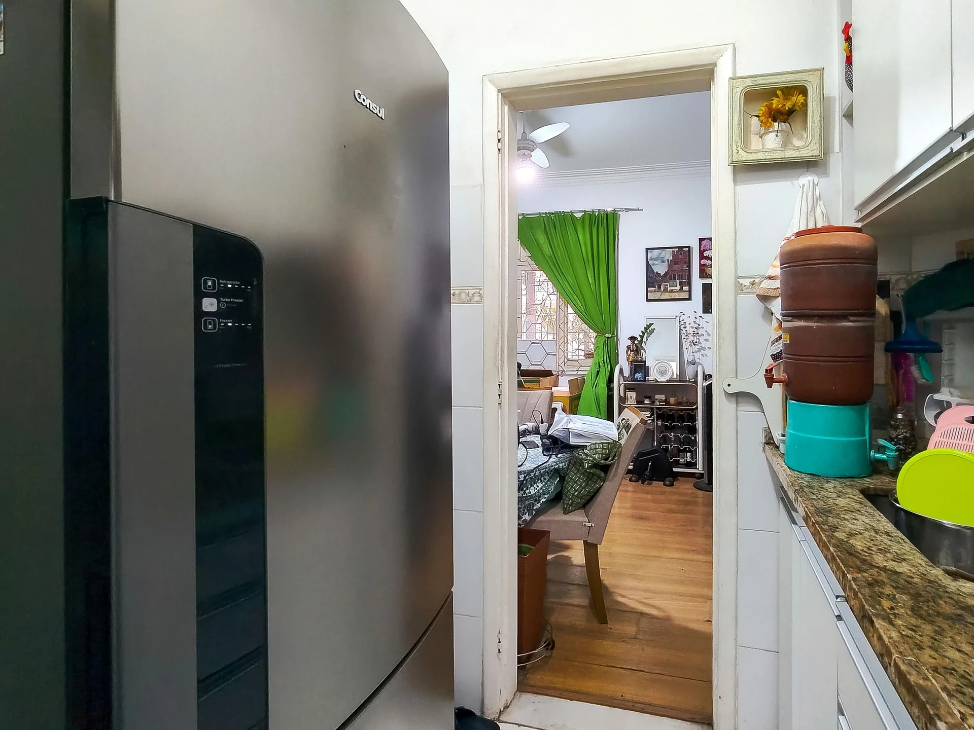 Furnished apartment with 1 en-suite and 2 bathrooms — photo 33