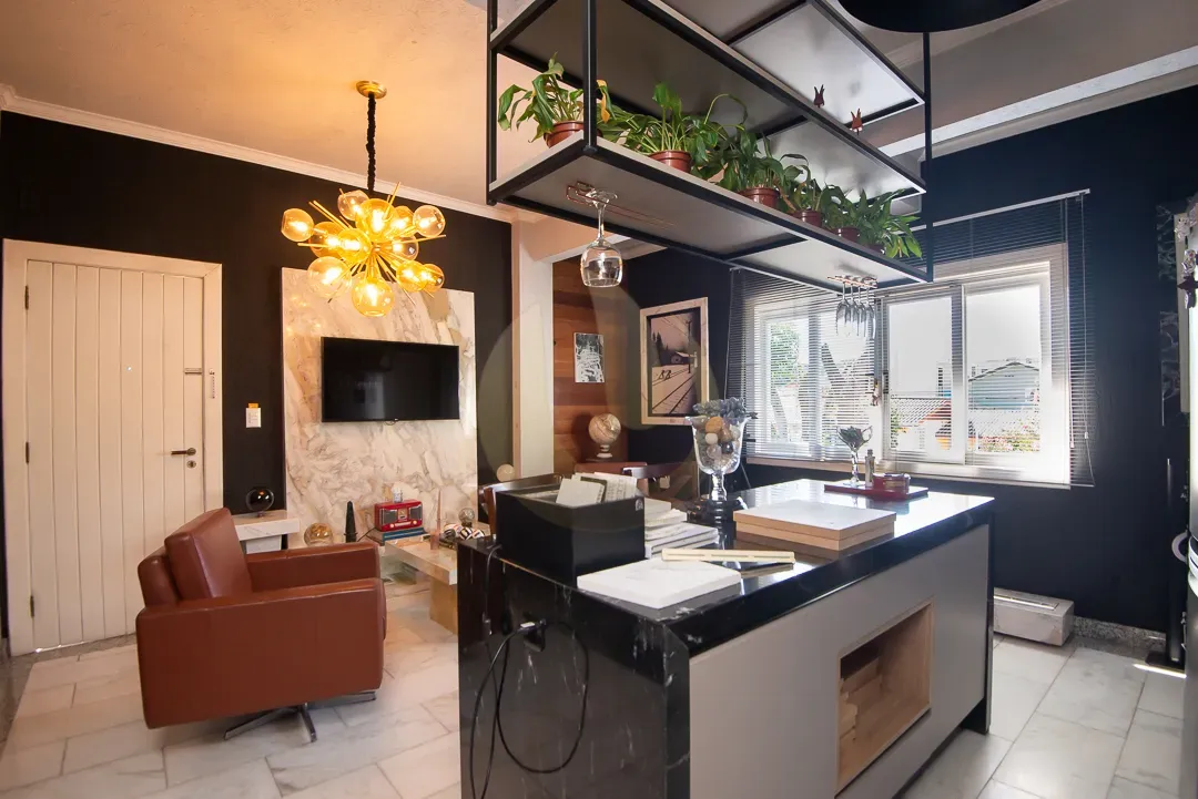 Furnished 860 m² house with 5 bedrooms and 10 bathrooms — photo 48