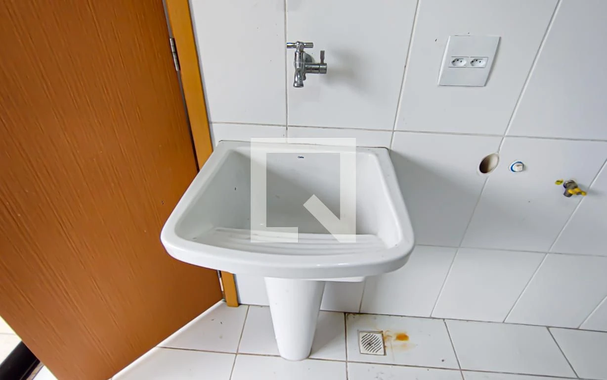 3-bedroom apartment in a building with a sauna — photo 22