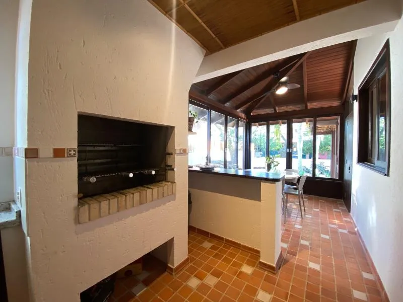 Casa de 4 dormitorios con balcón gourmet en Florianópolis — photo 31