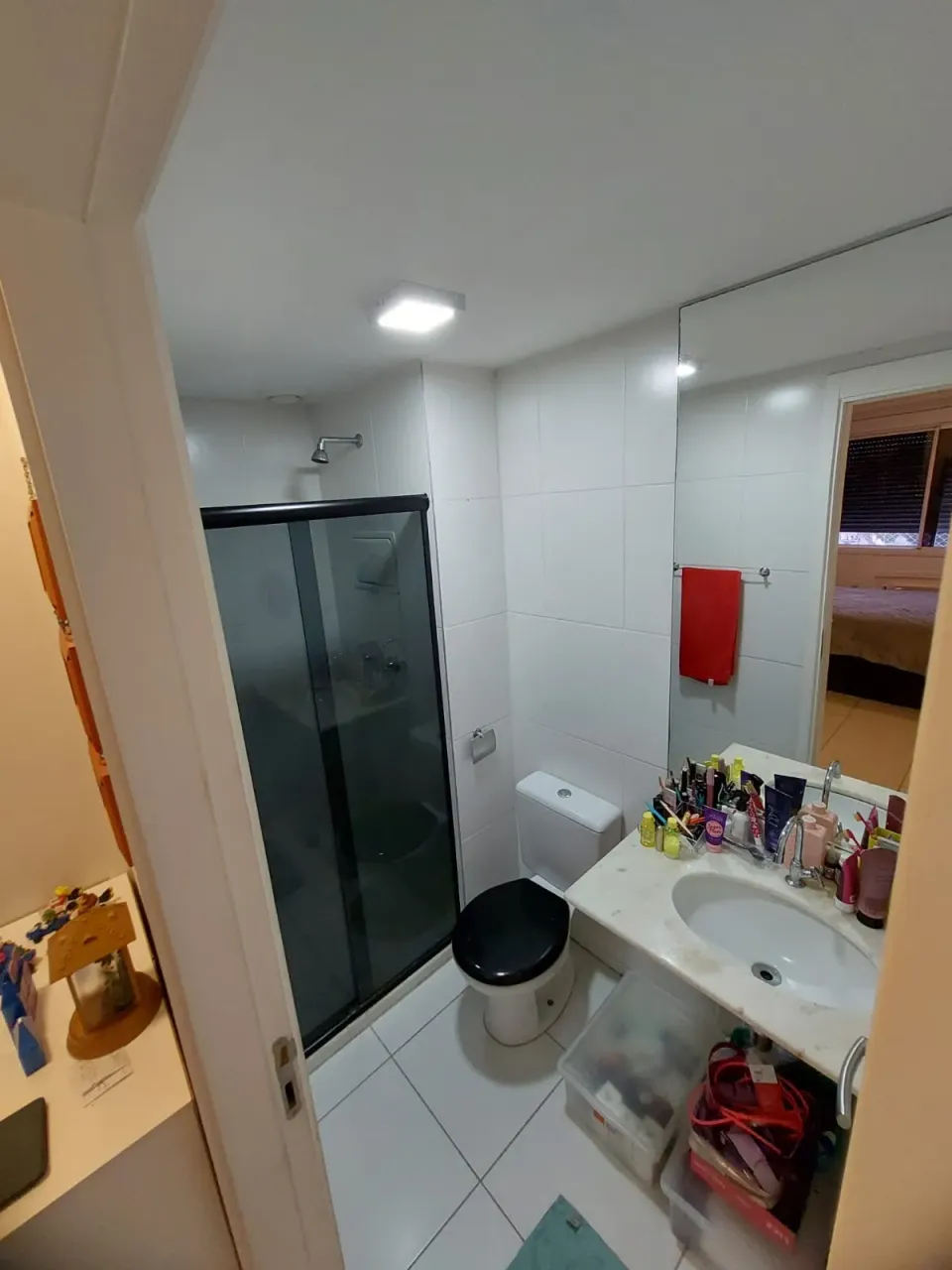 Furnished apartment with 2 bedrooms and an open-plan kitchen — photo 17