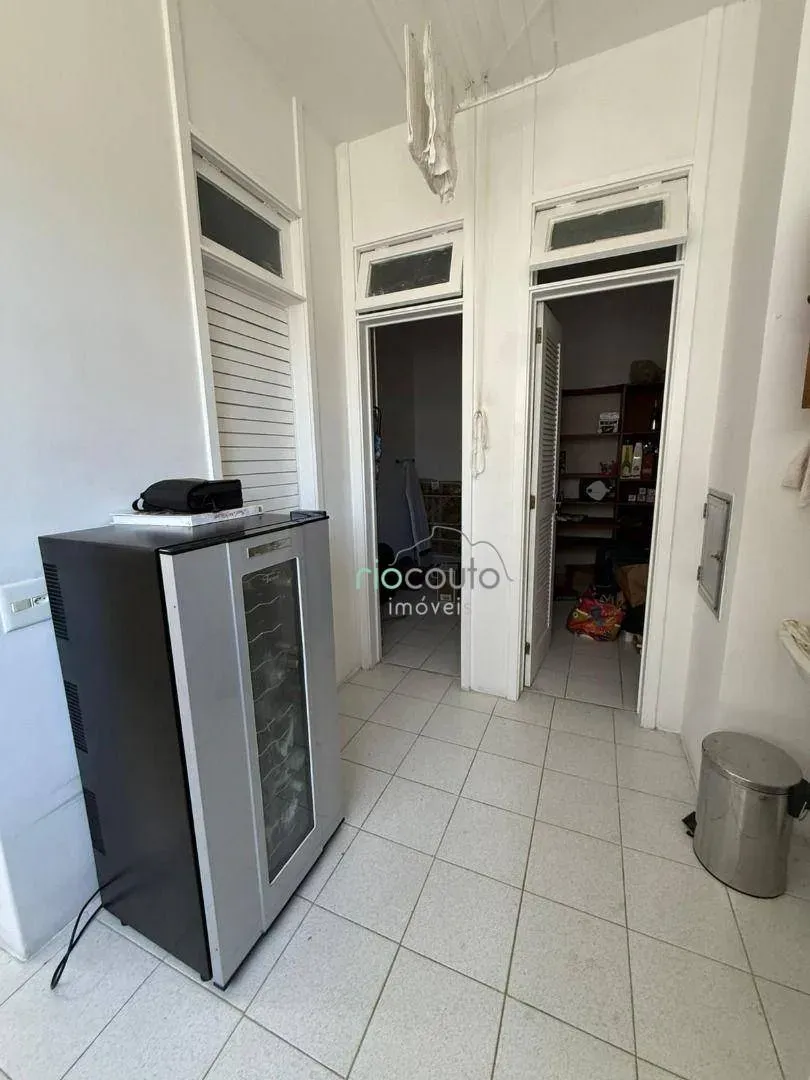 Unfurnished rental apartment with 2 bedrooms and 3 baths — photo 42