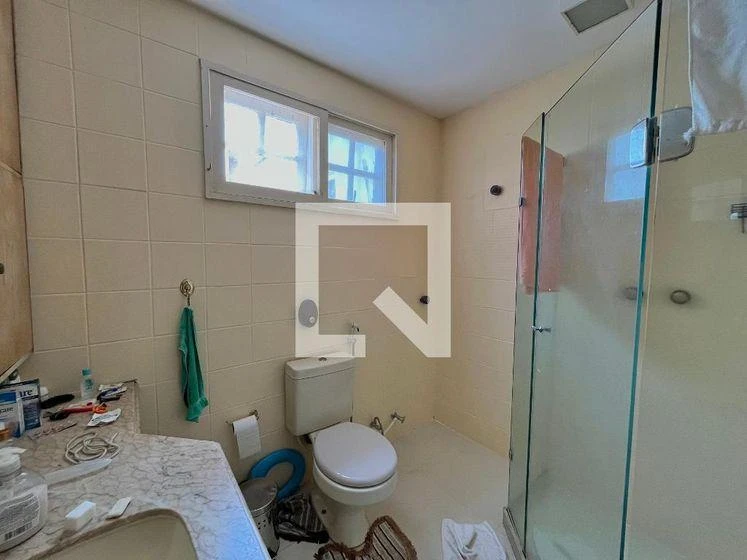 Furnished house, 350 m², with a glass-enclosed balcony — photo 25
