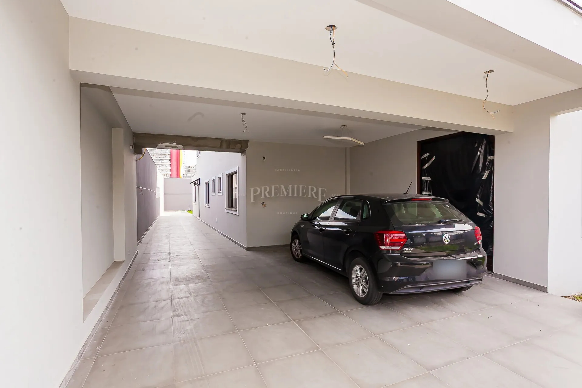 House with 4 en-suite bedrooms and 510 m², 5 parking — photo 13
