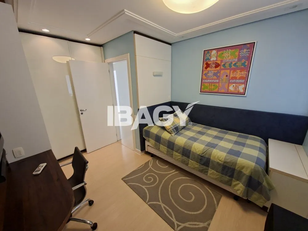 Apartamento amueblado de 4 dormitorios con 2 plazas — photo 9