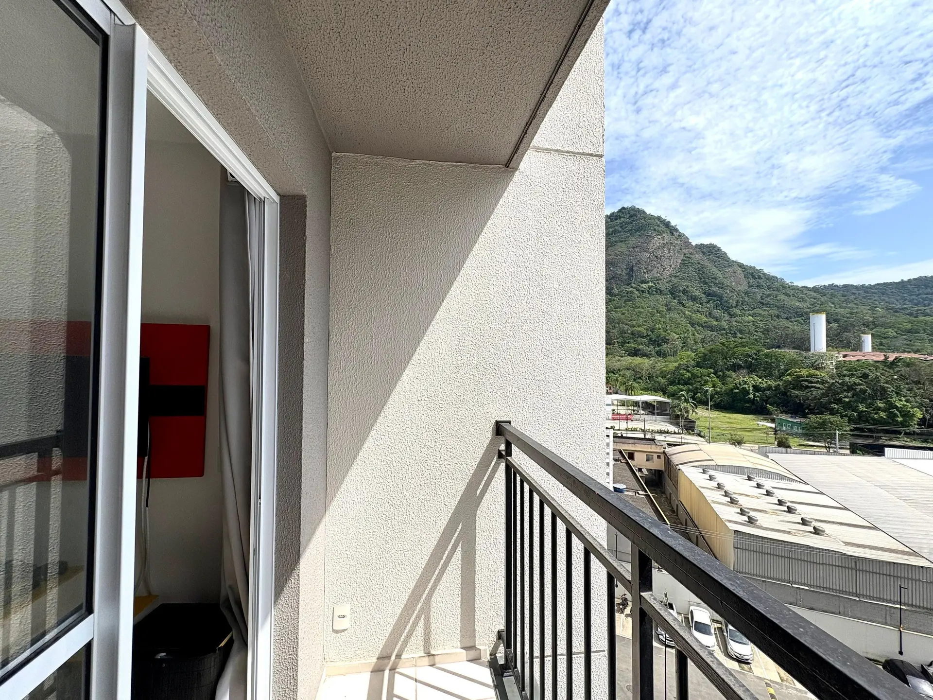 2-bedroom apartment in a building with a gym — photo 13