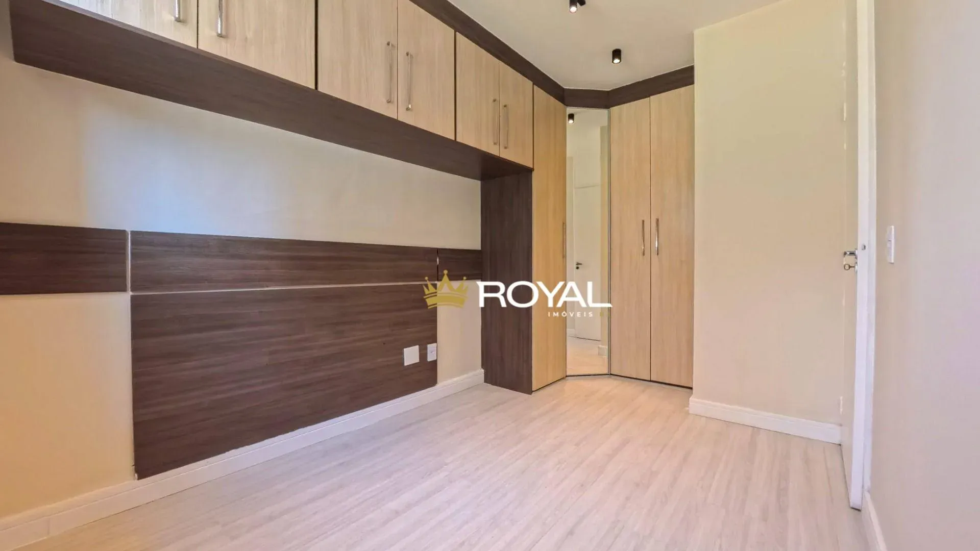 Apartamento com piso de madeira ou laminado, Gardênia Azul — photo 22