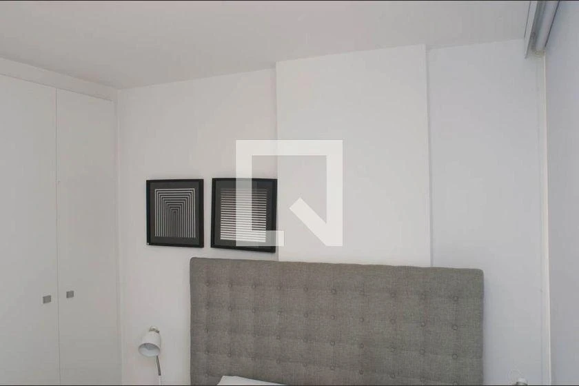 Furnished apartment, 105 m², with floor-to-ceiling windows — photo 16