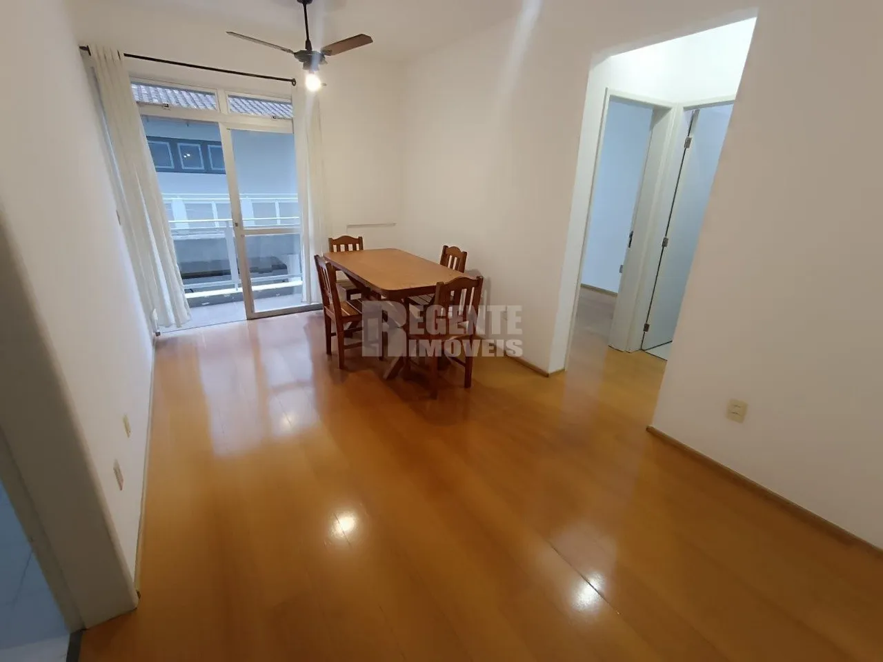 1-bedroom apartment with ceiling fans and balcony — photo 4