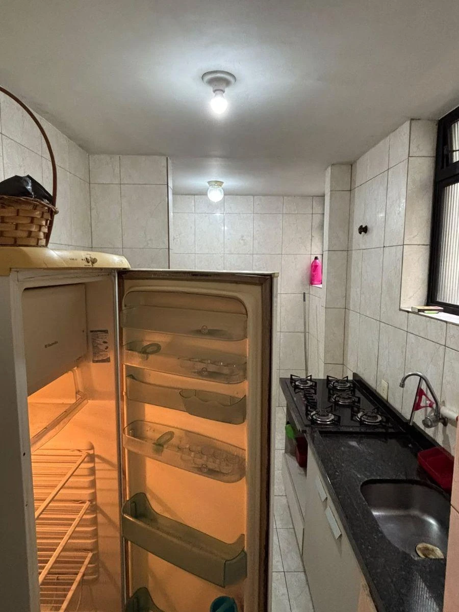 2-bedroom apartment with a washing machine in Curitiba — photo 4
