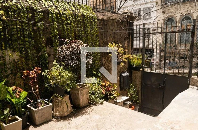 61 m² house with a washing machine and a home office — photo 5