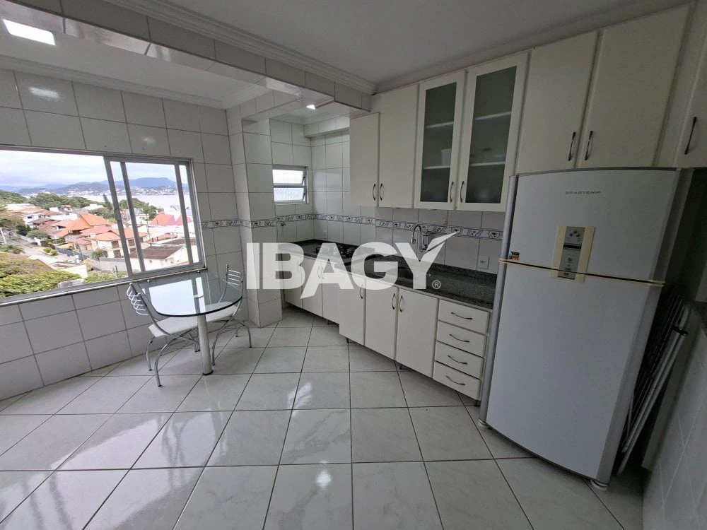 Apartment, 71 m², with a washing machine — photo 3