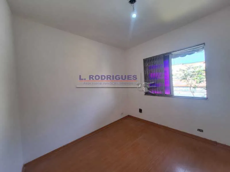 Apartment on the 1st floor with wood or laminate floors — photo 15