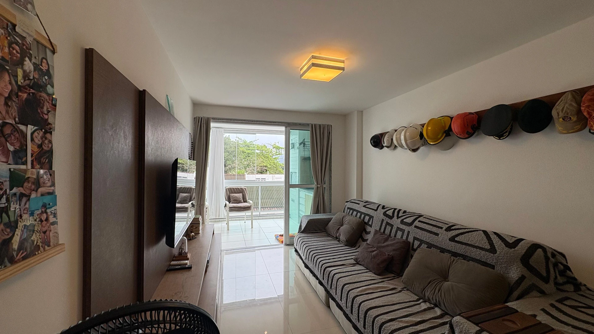 100 m² apartment with a grill on the balcony and a jacuzzi — photo 22