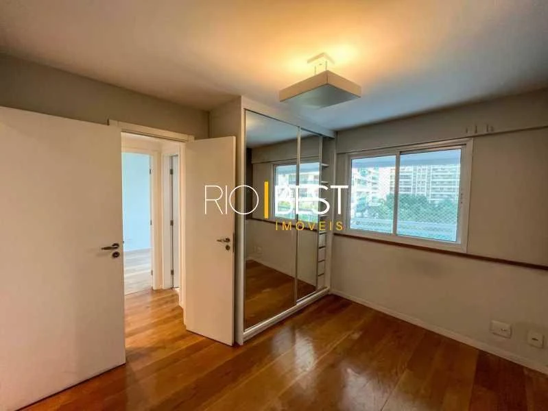 Apartamento amueblado de 127 m² con 3 suites y escritorio — photo 16