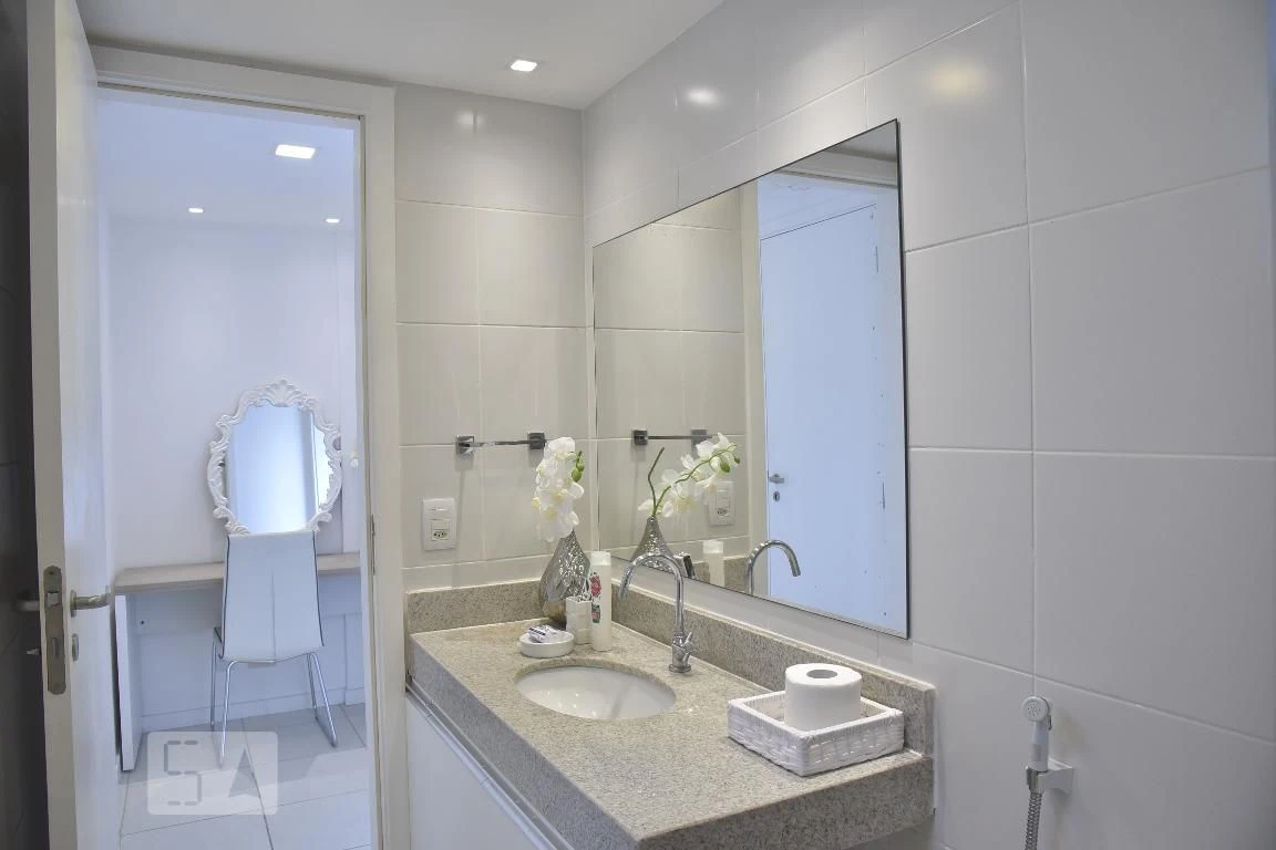 Apartamento mobiliado com 5 quartos e 2 suítes — photo 91