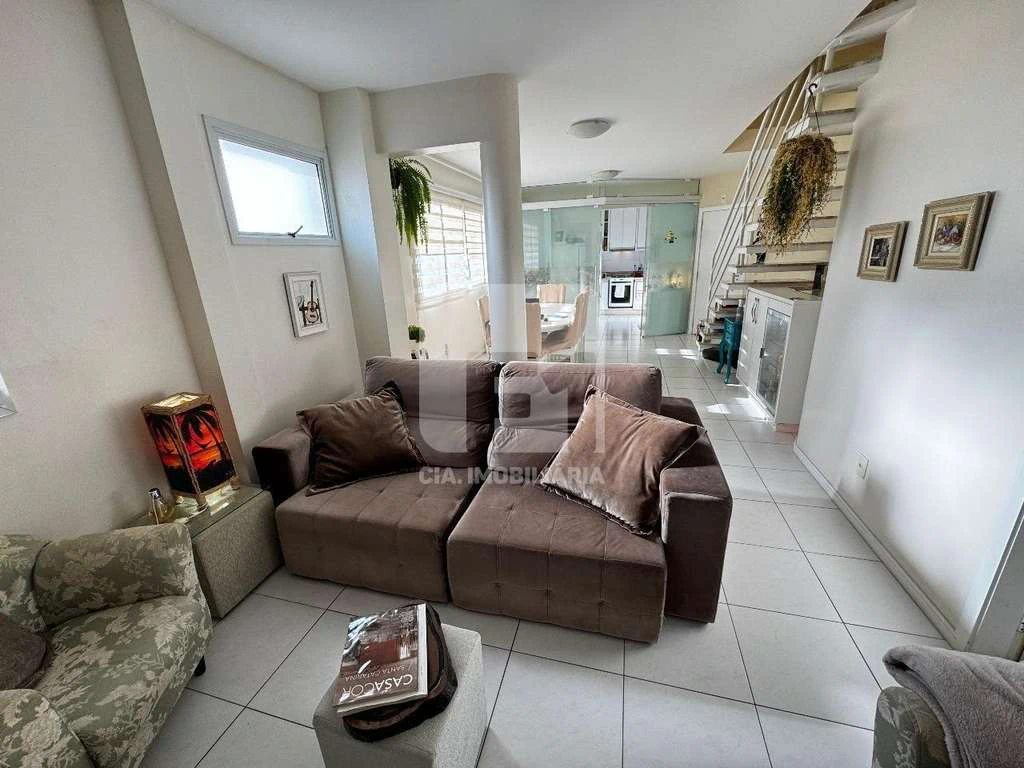 Квартира 140 м² с 3 спальнями-сюитами и 2 парковками