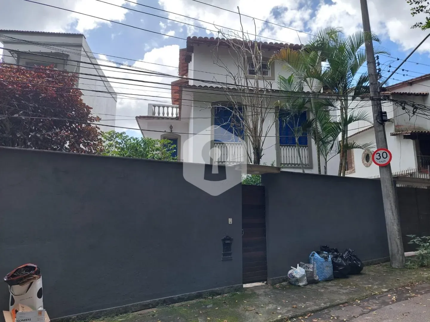 Casa de 4 quartos com vista para as montanhas — photo 35