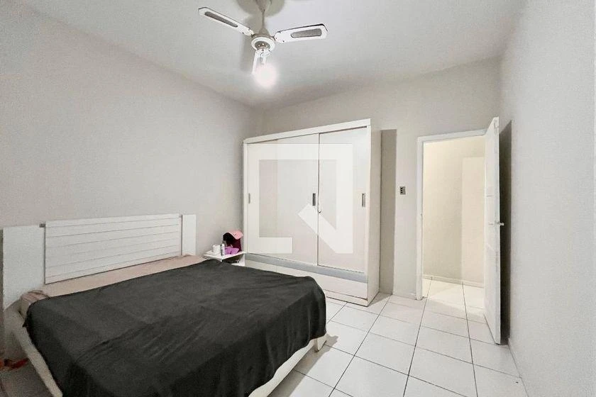 Furnished 2-bedroom apartment with a gas stove kitchen — photo 4