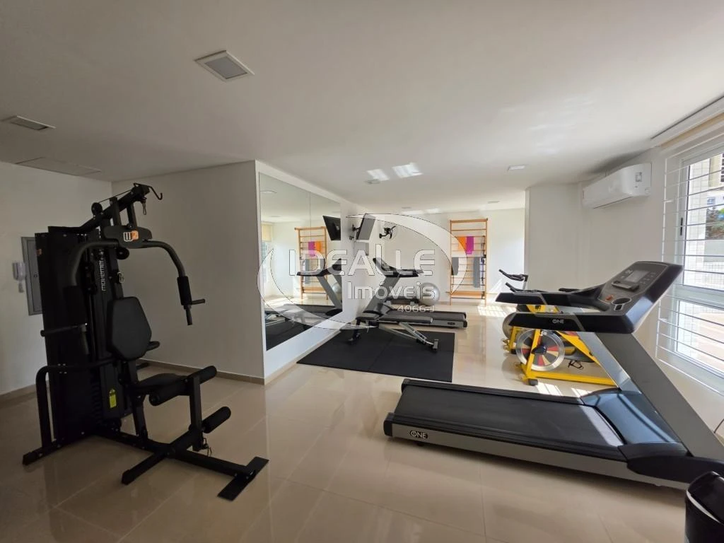 164 m² apartment with 3 bedrooms and a private suite — photo 14