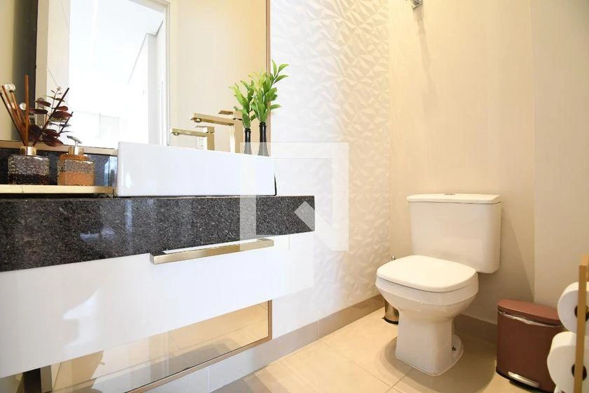 Furnished apartment, 185 m², with a bathtub — photo 2