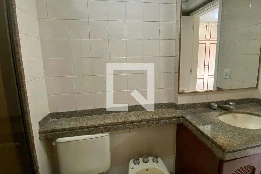 2-bedroom apartment with 103 m² and a balcony — photo 22