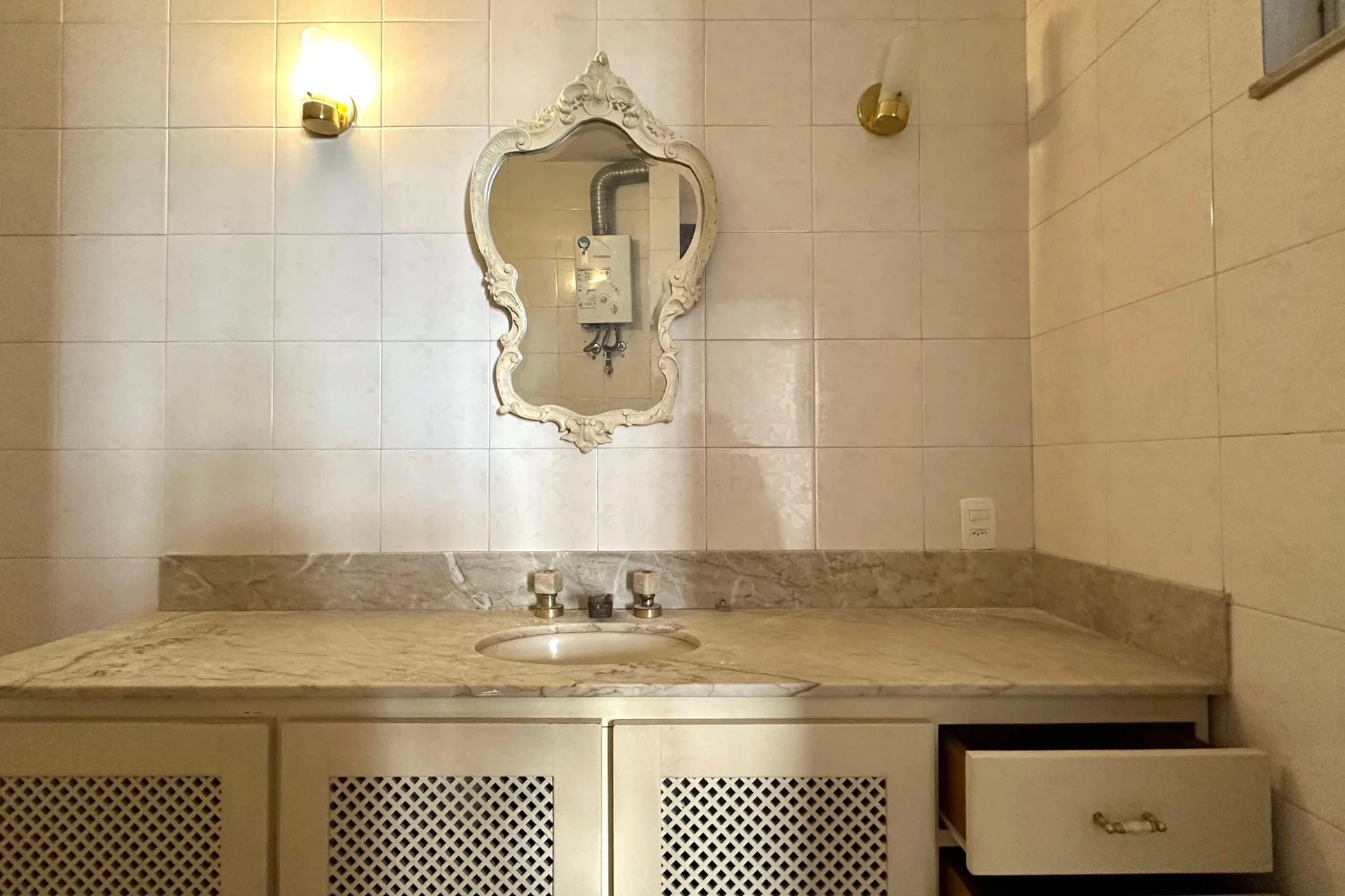 Квартира без меблів з 3 спальнями та 3 ванними кімнатами — photo 31