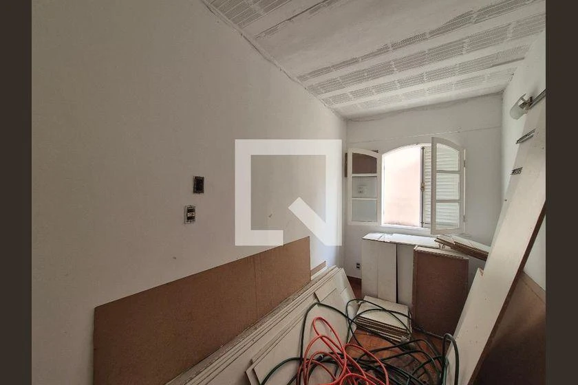 600 m² house with a washing machine and a home office — photo 50