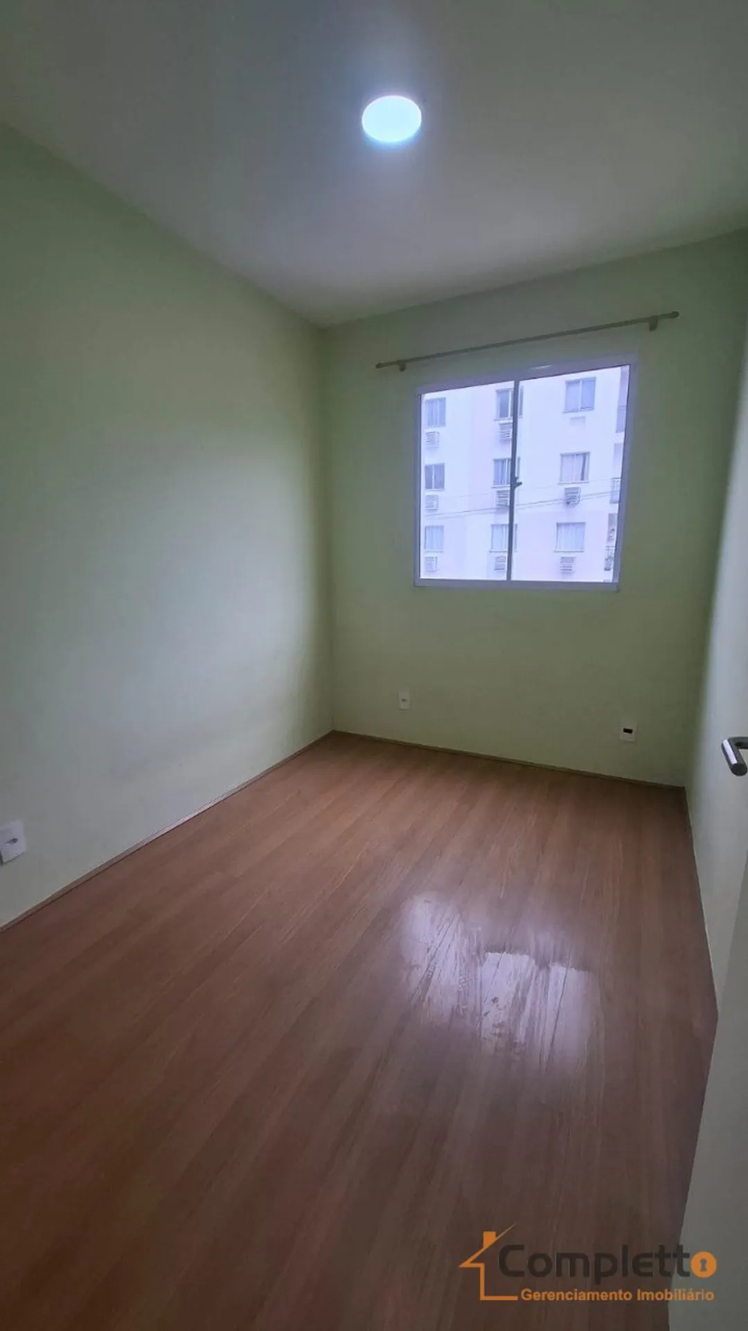 2-bedroom apartment in a building with a gym — photo 3