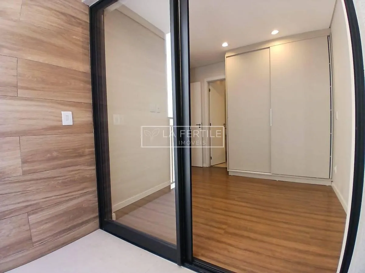 Apartamento com 2 dormitórios e varanda, 55,43 m² — photo 17