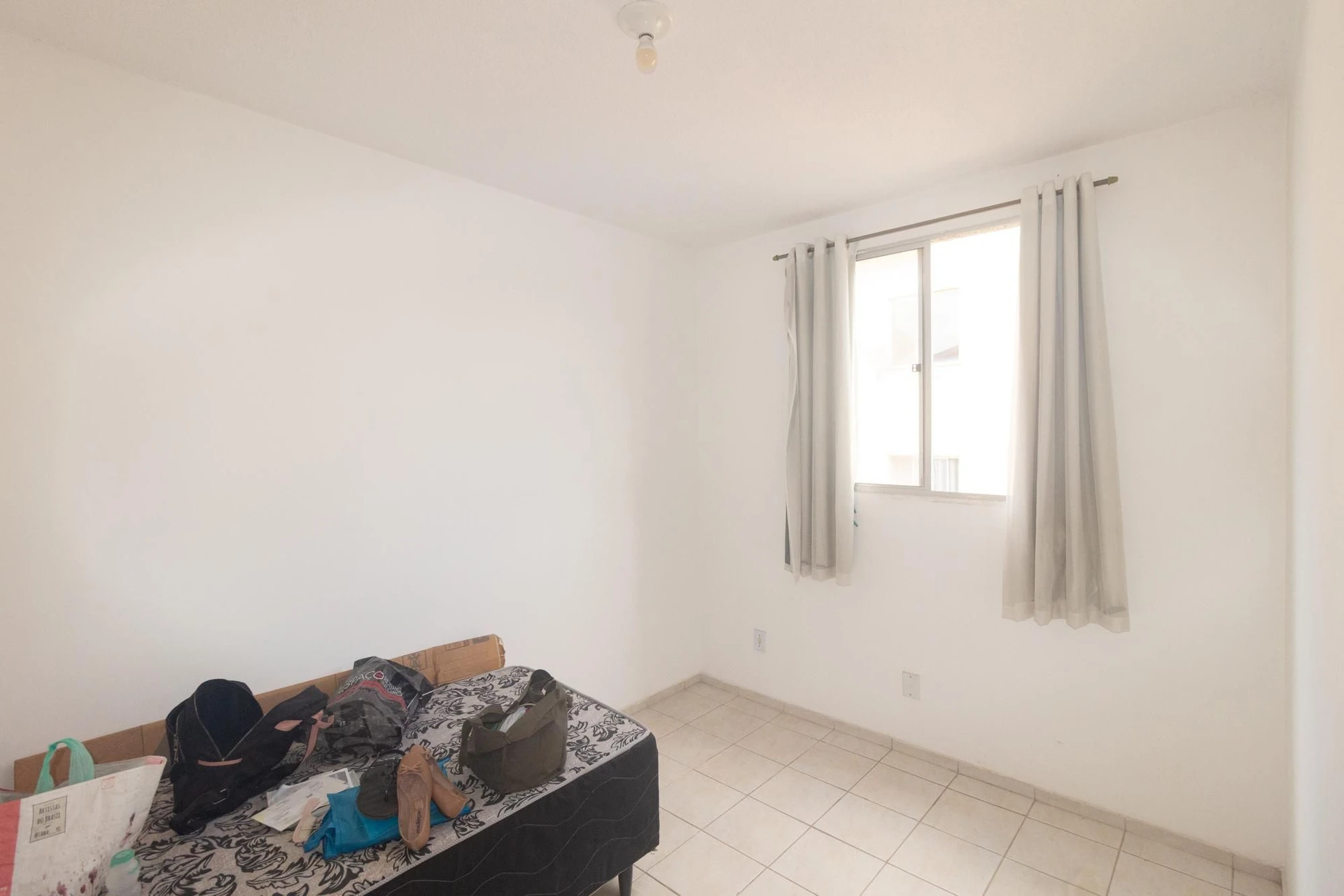 2-bedroom apartment with a closed kitchen and gas stove — photo 31