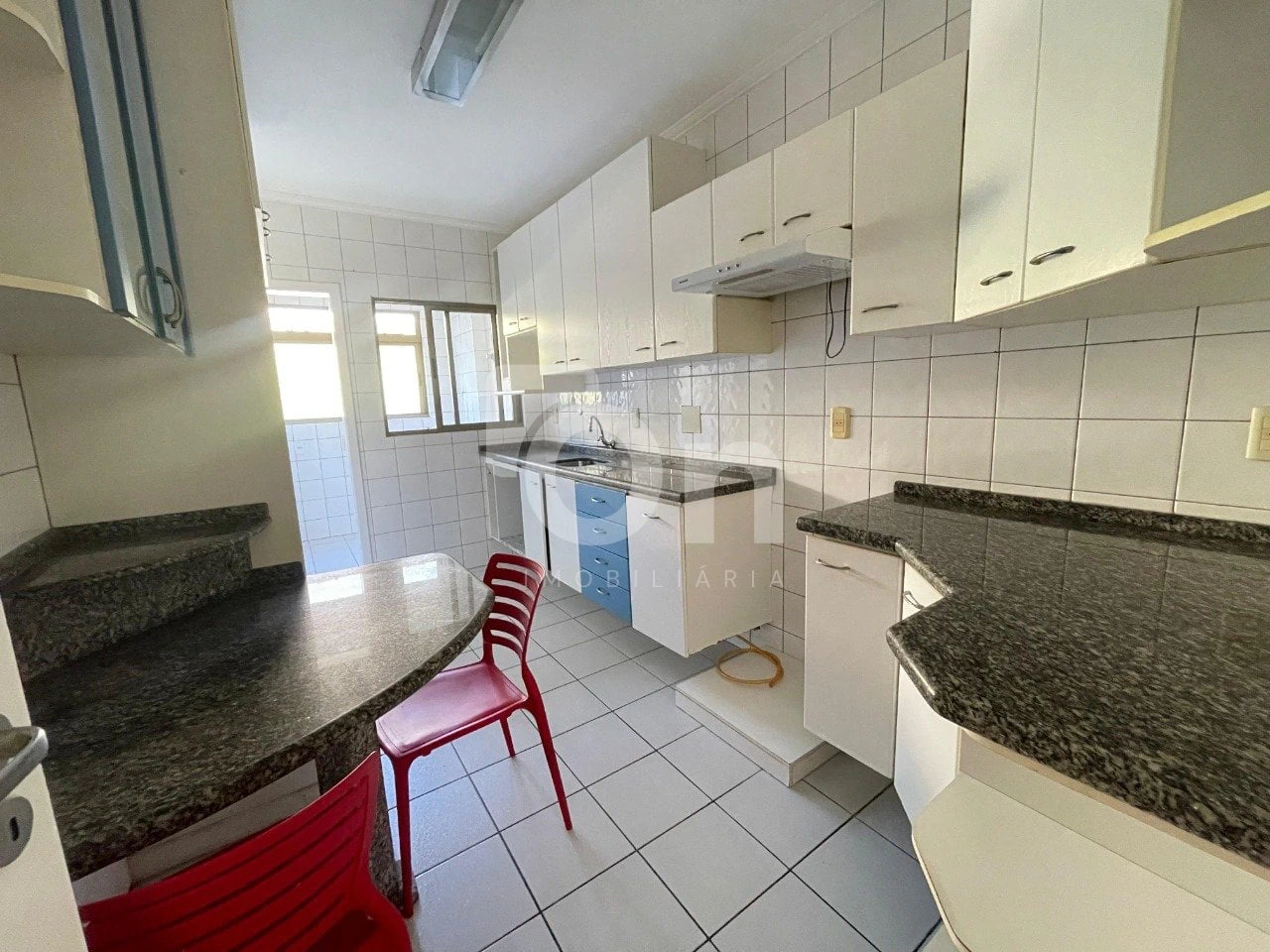 2-bedroom apartment with a home office in Florianópolis — photo 2