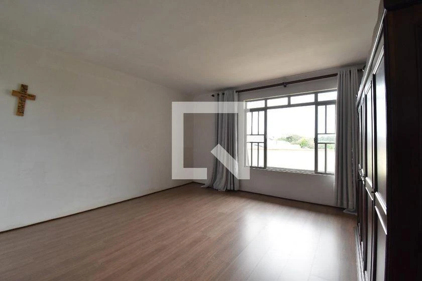 6-bedroom house with a washing machine in Curitiba — photo 3