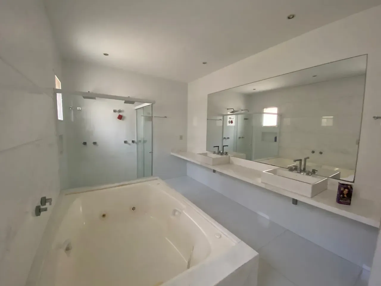 Furnished 5-bedroom house with 3 bathrooms and open-plan kitchen — photo 29