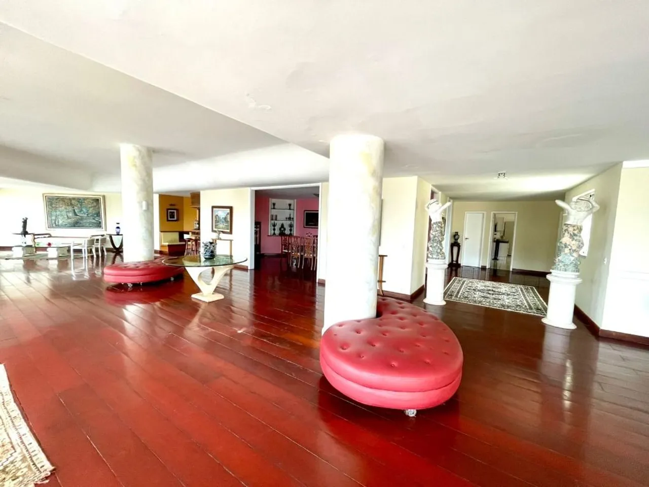 Furnished penthouse with 5 bedrooms and 1147 m² — photo 16