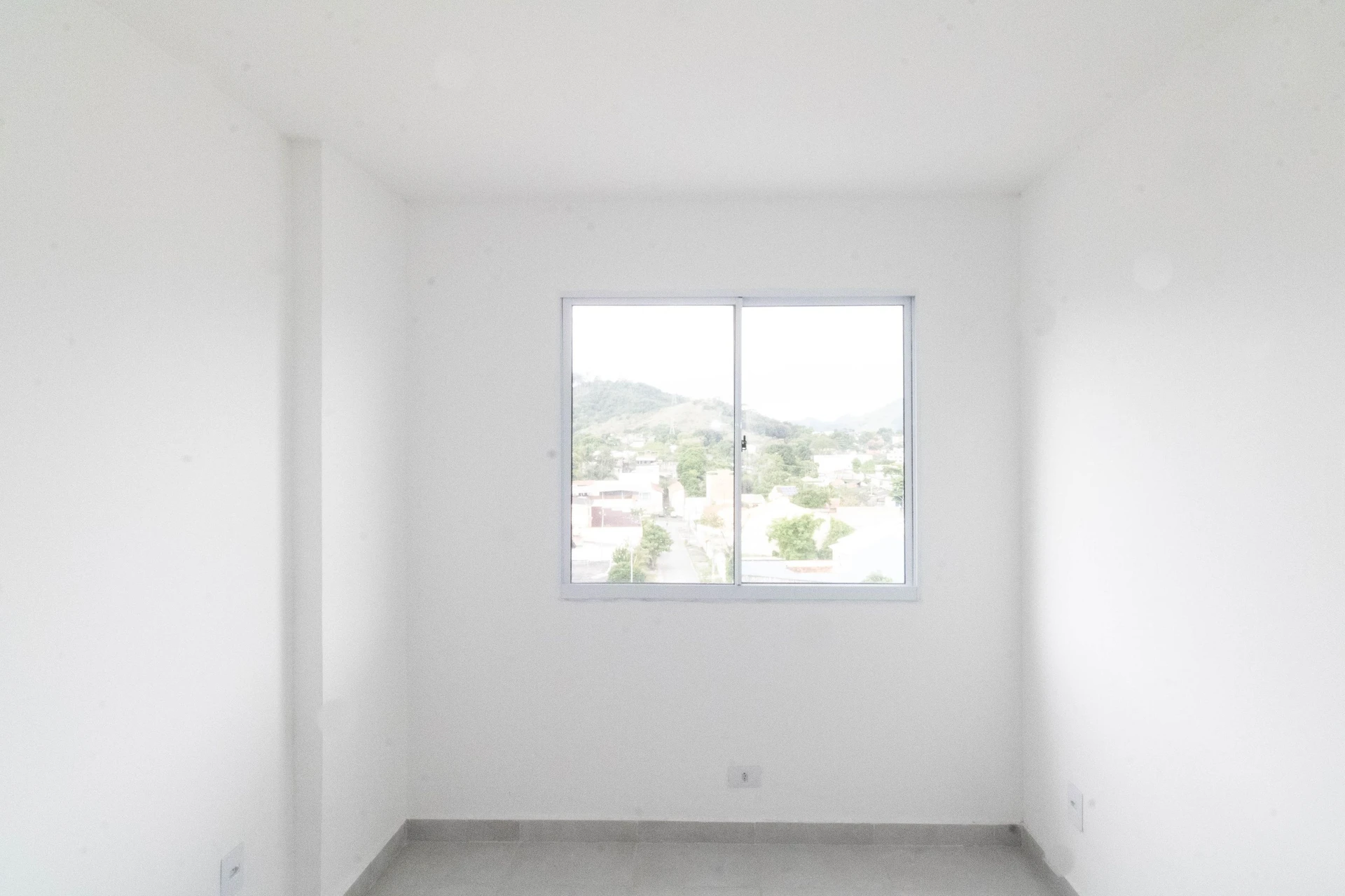 2-bedroom apartment in a building with a gym — photo 30
