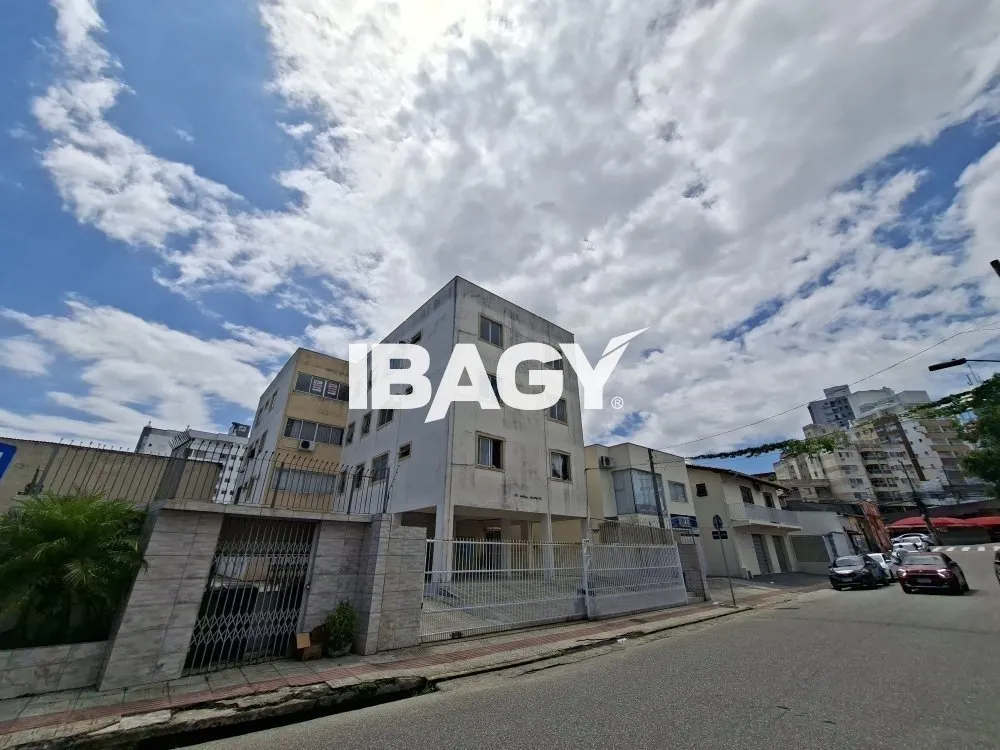 67 m² apartment with 3 bedrooms and 2 bathrooms — photo 18