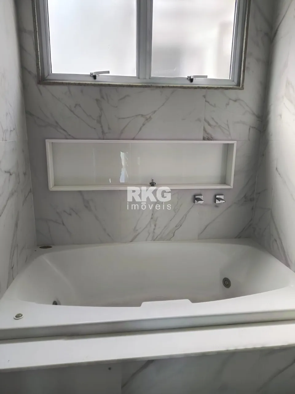 Apartamento para alugar com varanda, 3 quartos e 4 banheiros — photo 13