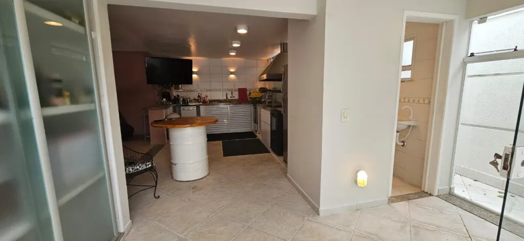 Duplex house for rent with 4 bedrooms and 5 bathrooms — photo 52