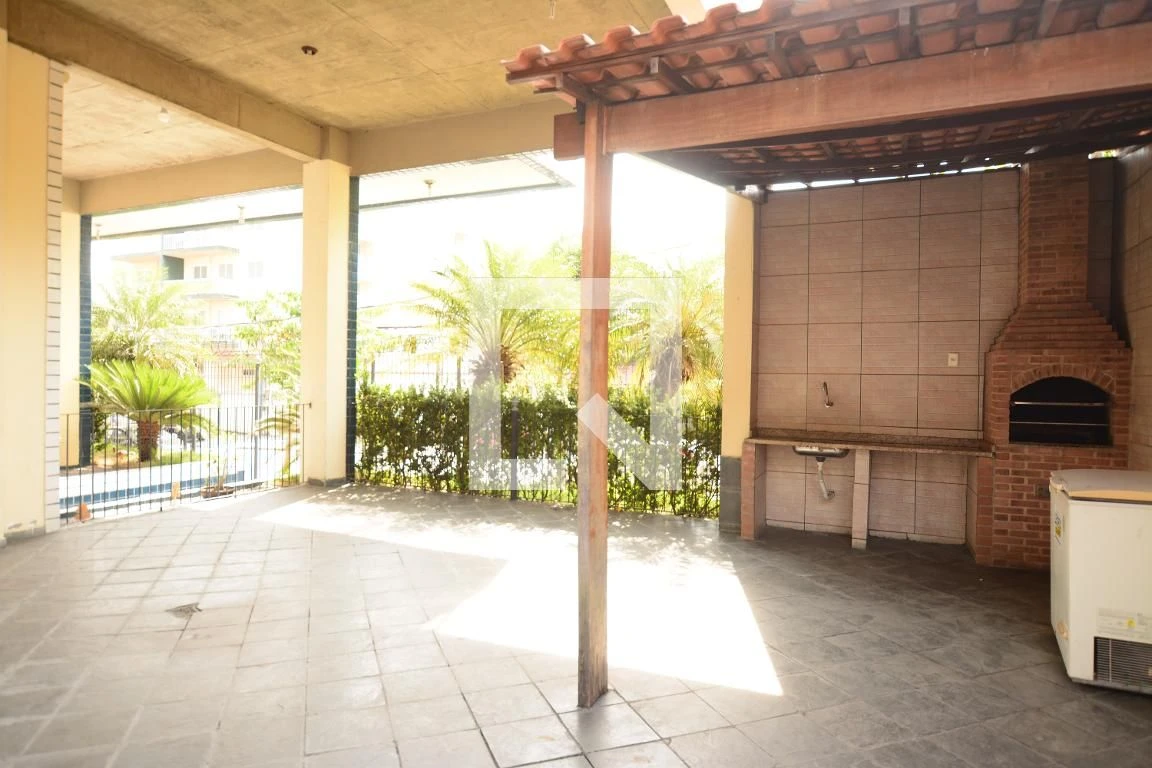 2-bedroom rental apartment with balcony and BBQ grill — photo 3